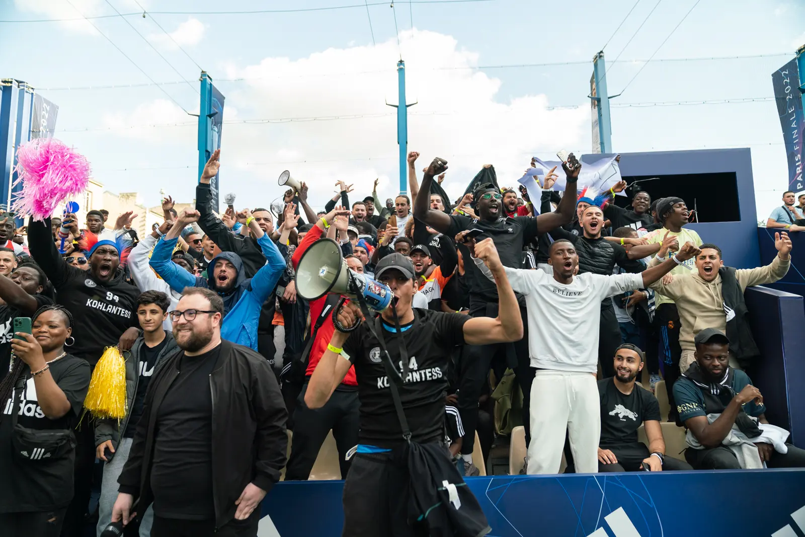 FAN ZONE